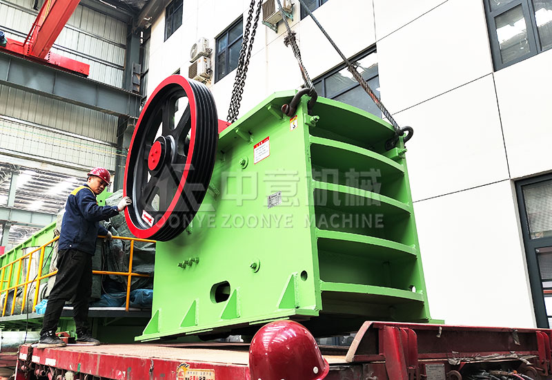 顎式破碎機.jpg 顎式破碎機.jpg