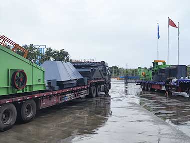 分批裝車再啟程！中意機械智能垃圾處理設備奔赴客戶現場